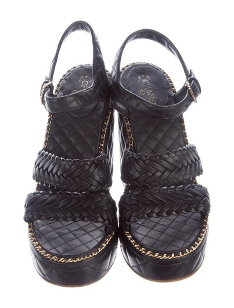 new chanel shoes 2015|Chanel quilted shoes.